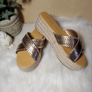 Rose gold espadrille sandal sz 9 - NWOT